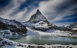 Switzerland is home to breathtaking natural vistas. Pixels